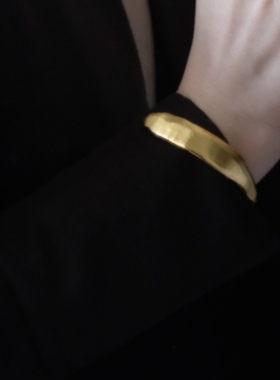 ABOAB极简情侣手捏肌理原创设计