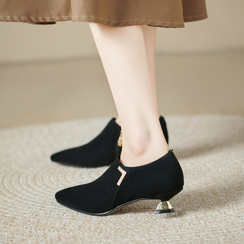 2025年春秋季新款真皮尖头低跟单鞋黑色猫跟深口鞋羊皮中跟女鞋子,淘宝优惠券,粉丝福利购,淘宝优惠卷