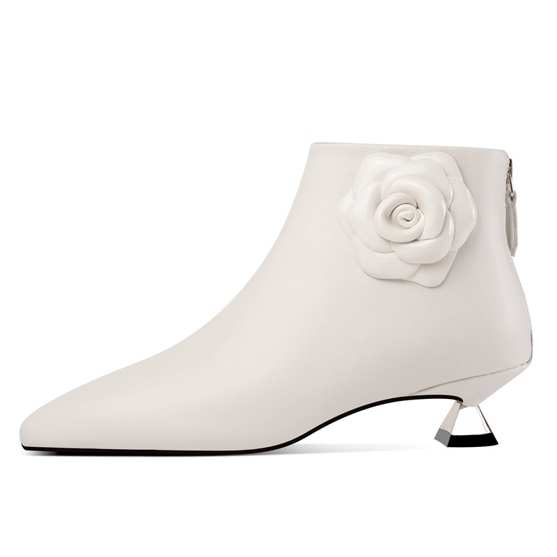 2025秋冬季新款真皮米白色尖头短靴低跟花朵加绒短筒及踝靴马丁靴,淘宝优惠券,粉丝福利购,淘宝优惠卷