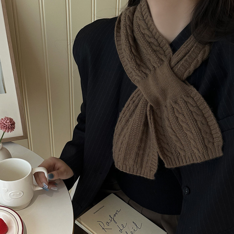 韩版ins风麻花针织小围巾女秋冬季新款保暖护颈纯色交叉毛线围脖,淘宝优惠券,粉丝福利购,淘宝优惠卷