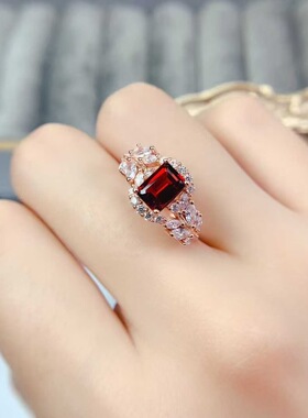 新款天然石榴石戒指925银镶嵌女日韩轻奢豪华时尚饰品礼物送女友