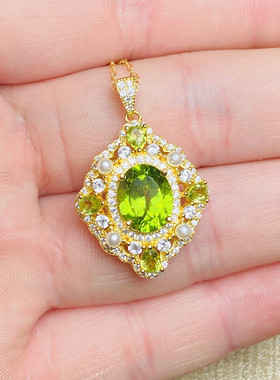 新款轻奢橄榄石吊坠女士纯银镶嵌韩版豪华简约气质项链送女友礼物