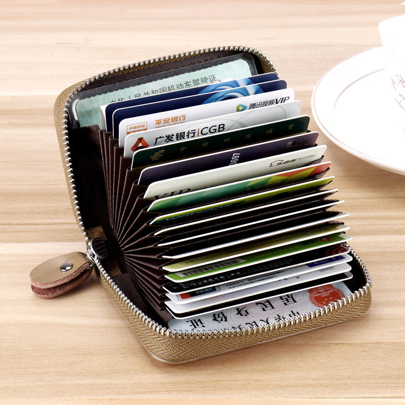 男真牛皮大容量多卡位防消磁卡片包 瑞贝卡罗西卡包