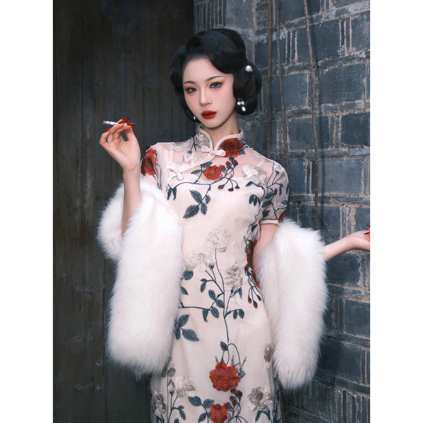 婚纱礼服女毛绒披肩婚礼新娘旗袍结婚白色老上海拍照道具毛毛外搭,淘宝优惠券,粉丝福利购,淘宝优惠卷