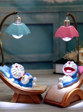 叮当猫可爱台灯卡通笔筒摆件学生