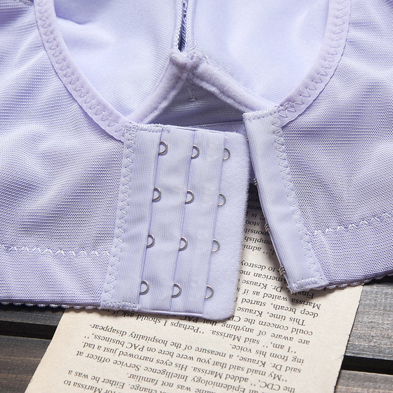 蕾丝宽肩带调整型收副乳上托文胸 碧儿文胸