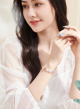 【灵鹿奇遇】天然水晶手链多巴胺缤纷麋鹿手串女草莓晶海蓝宝手饰