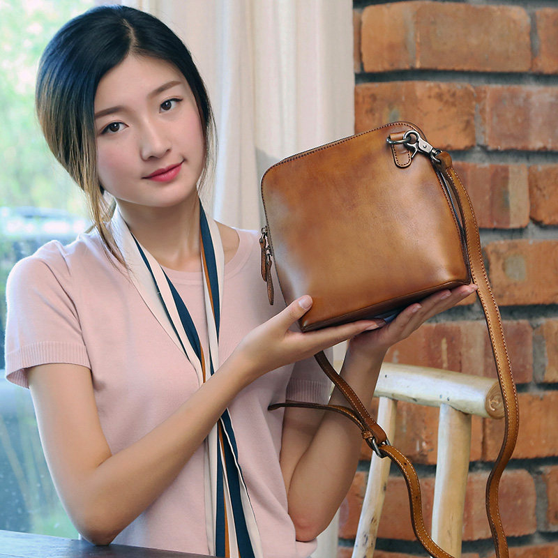 复古2020新款牛皮女迷你小包包 sophmoda女士包袋