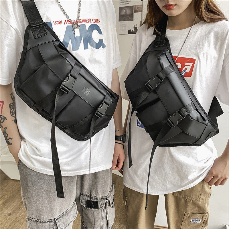 胸包男士大容量日系休闲运动斜挎包 满江红箱包男士包袋