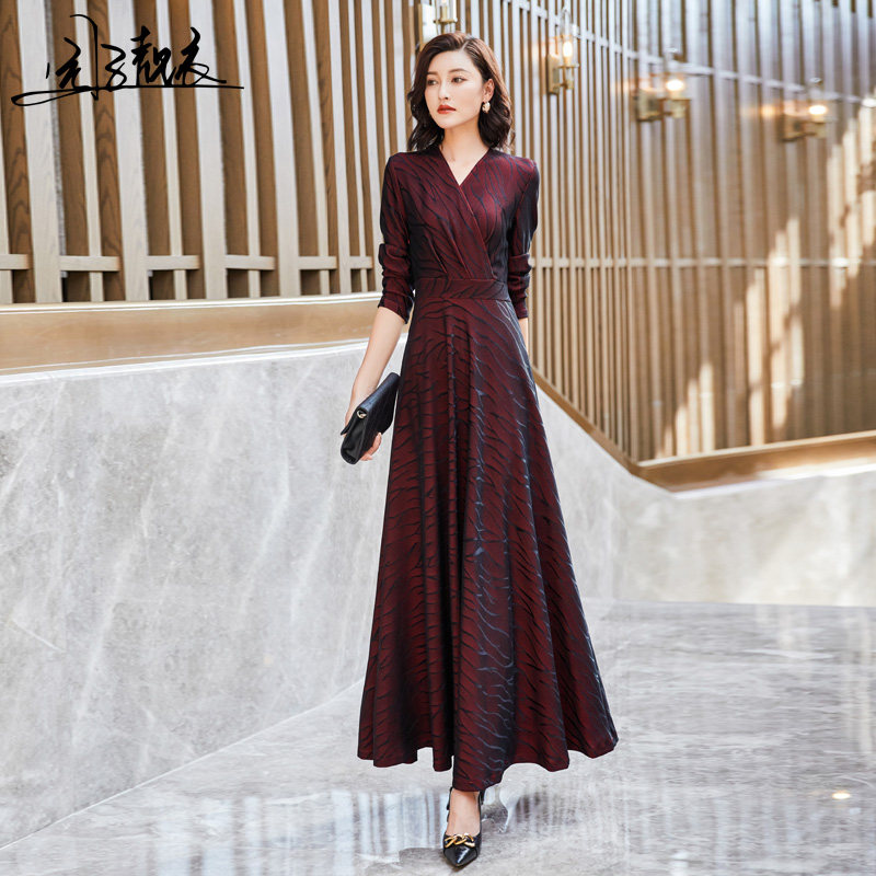 秋季新款2021v领收腰长袖连衣裙 园子靓衣连衣裙