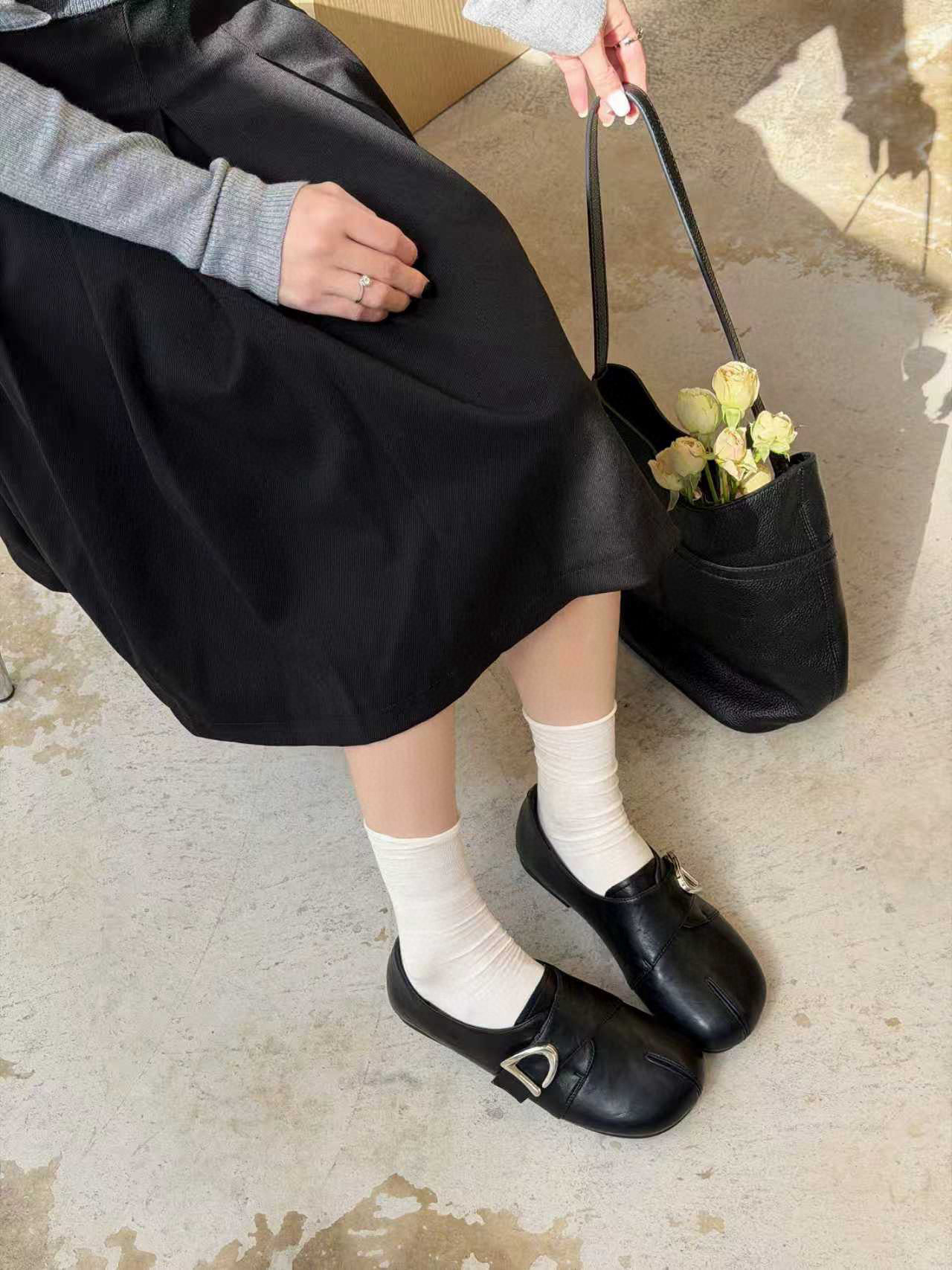 米新款2026春复古布洛克圆头乐福鞋百搭黑色皮带扣小皮鞋豆豆鞋女,淘宝优惠券,粉丝福利购,淘宝优惠卷