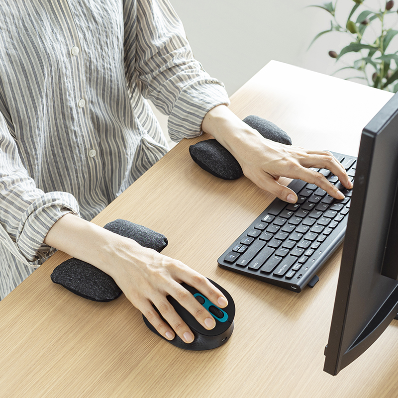 日本SANWA豆豆袋护腕神器电脑键盘鼠标人体工学护腕手托垫枕游戏 - 图1