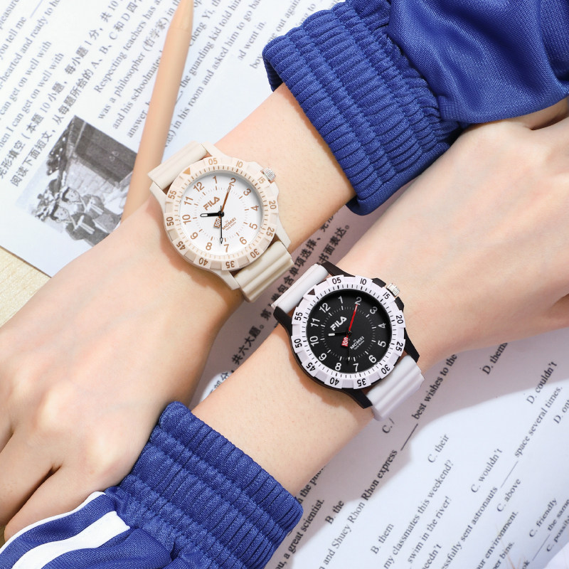 FILA斐乐学生静音走时考试手表