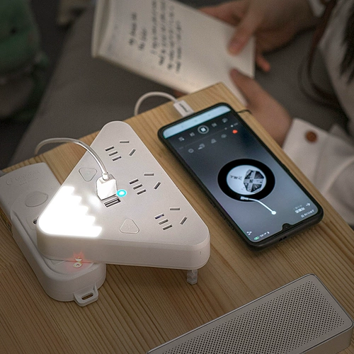 吉顺 Сокет -преобразователь много -функциональный USB Plug Multi -Mouth Creative с беспроводными заглушками Night Light, один поворот многократный использование