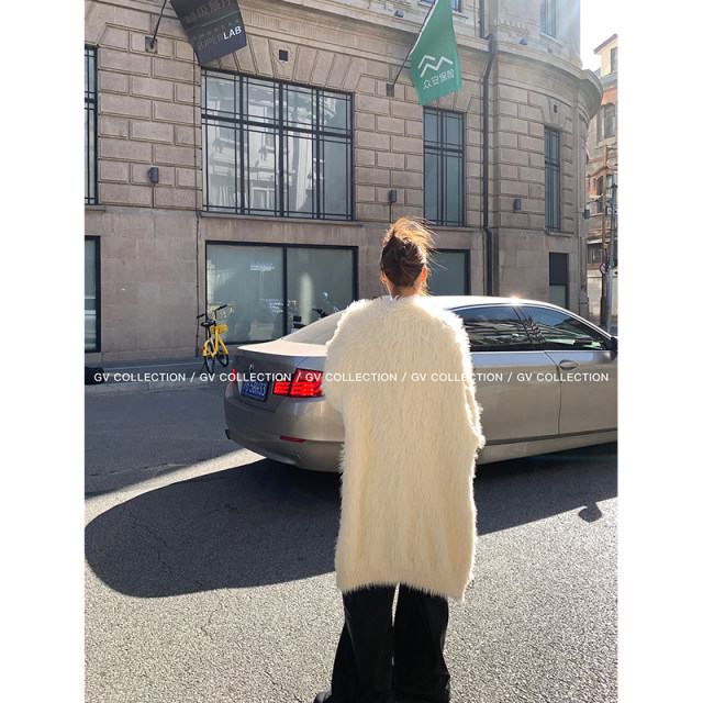 GV Dabaige Little White Bear Series Lazy Atmosphere Furry Jacket Long Mid-Length Top Women Winter