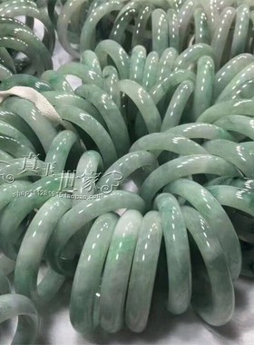 翡翠色玉石手镯绿色深飘花浅飘花糯种女款玉石手镯百搭