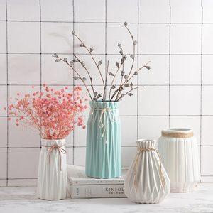 创意简约陶瓷小花瓶