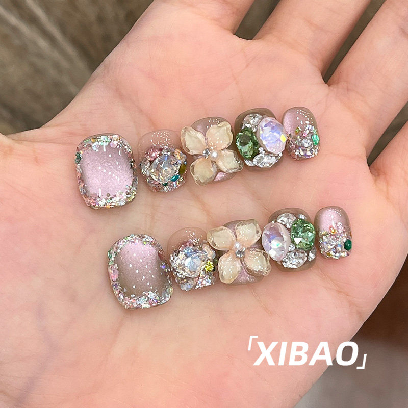 手工穿戴甲短款夏日雕花猫眼美甲2025新款高级感重工闪钻指甲贴片,淘宝优惠券,粉丝福利购,淘宝优惠卷