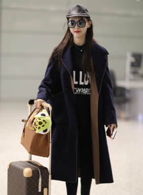 2023年新款单钻六爪项链女