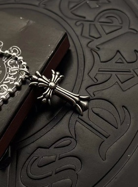 新款复古十字毛衣链男女情侣s925银饰十字架圆珠吊坠做旧生日礼物