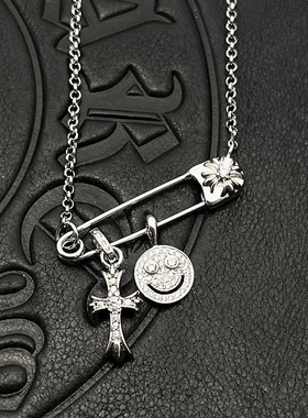 纯银饰复古十字架笑脸项链