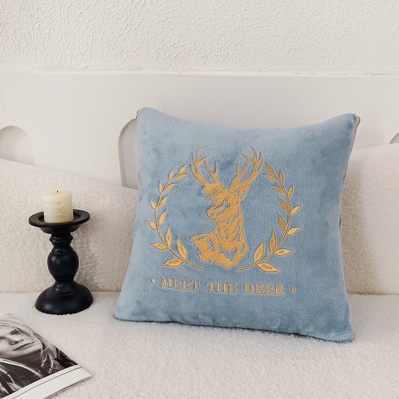 北欧鹿抱枕被子两用加绒加厚牛奶绒午睡毯子办公室车载车用靠背垫,淘宝优惠券,粉丝福利购,淘宝优惠卷