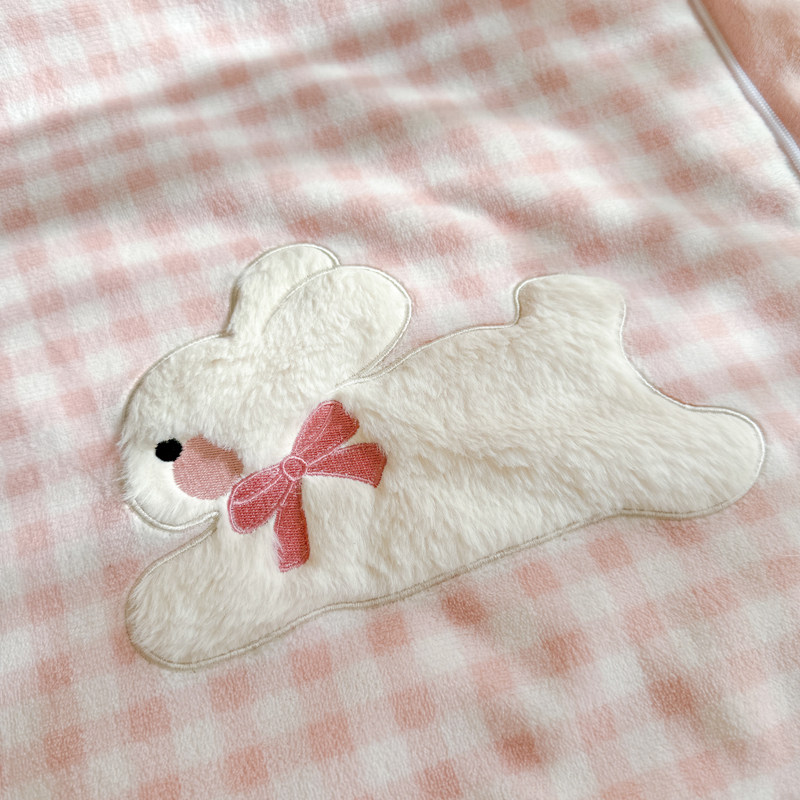 软萌牛奶绒抱枕被子两用沙发车载毯子多功能午睡便携二合一抱枕被,淘宝优惠券,粉丝福利购,淘宝优惠卷