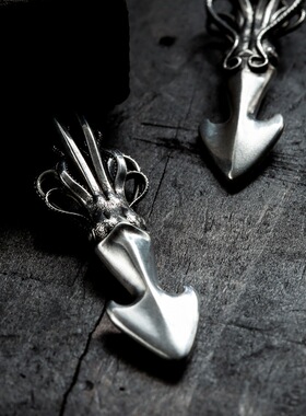 复古欧美暗黑系乌贼吊坠个性潮人独特小众高级感男项链毛衣链配饰