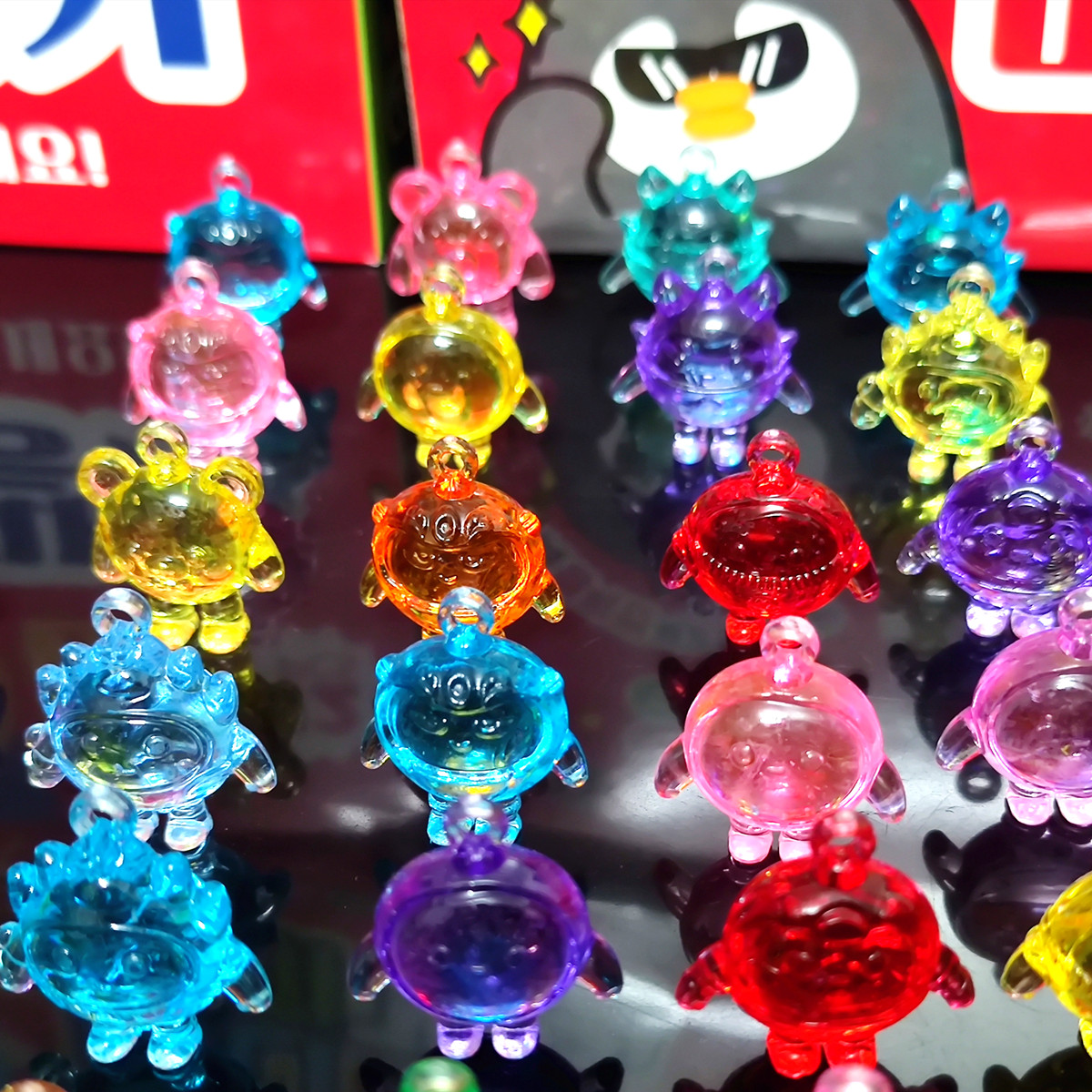 蛋仔派对手办蛋仔派对宝石惊喜盲袋玩具水晶彩色手办公仔摆件可爱幼儿园礼品