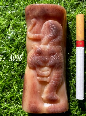 原色骆驼骨蝌蚪纹骨雕手把件
