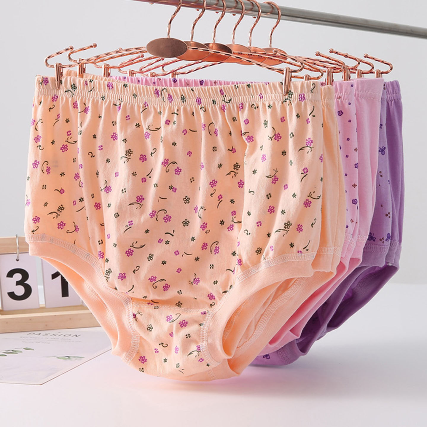 Ladies underwear middle-aged and elderly mother grandma shorts