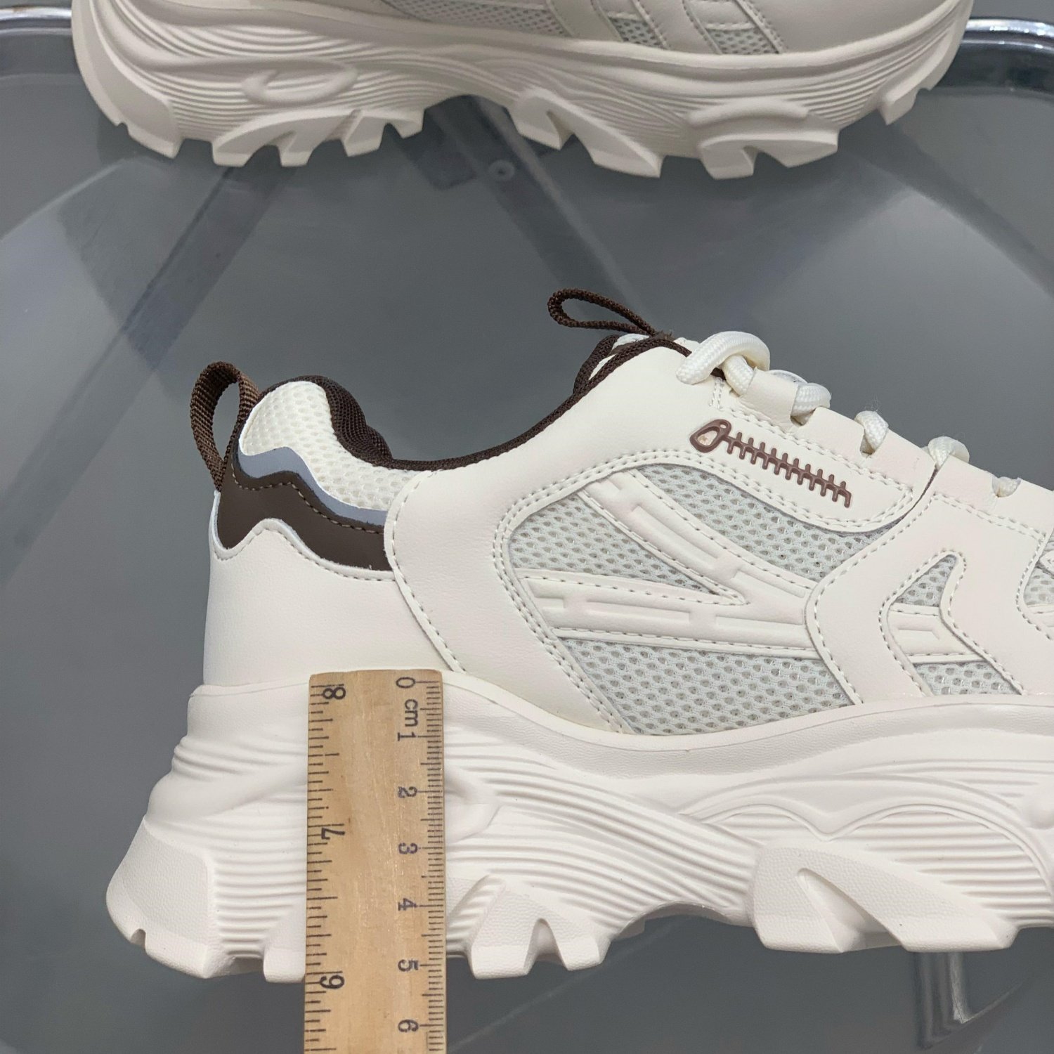 复古真皮老爹鞋女2025年秋冬轻便运动鞋厚底增高显瘦百搭休闲女鞋,淘宝优惠券,粉丝福利购,淘宝优惠卷