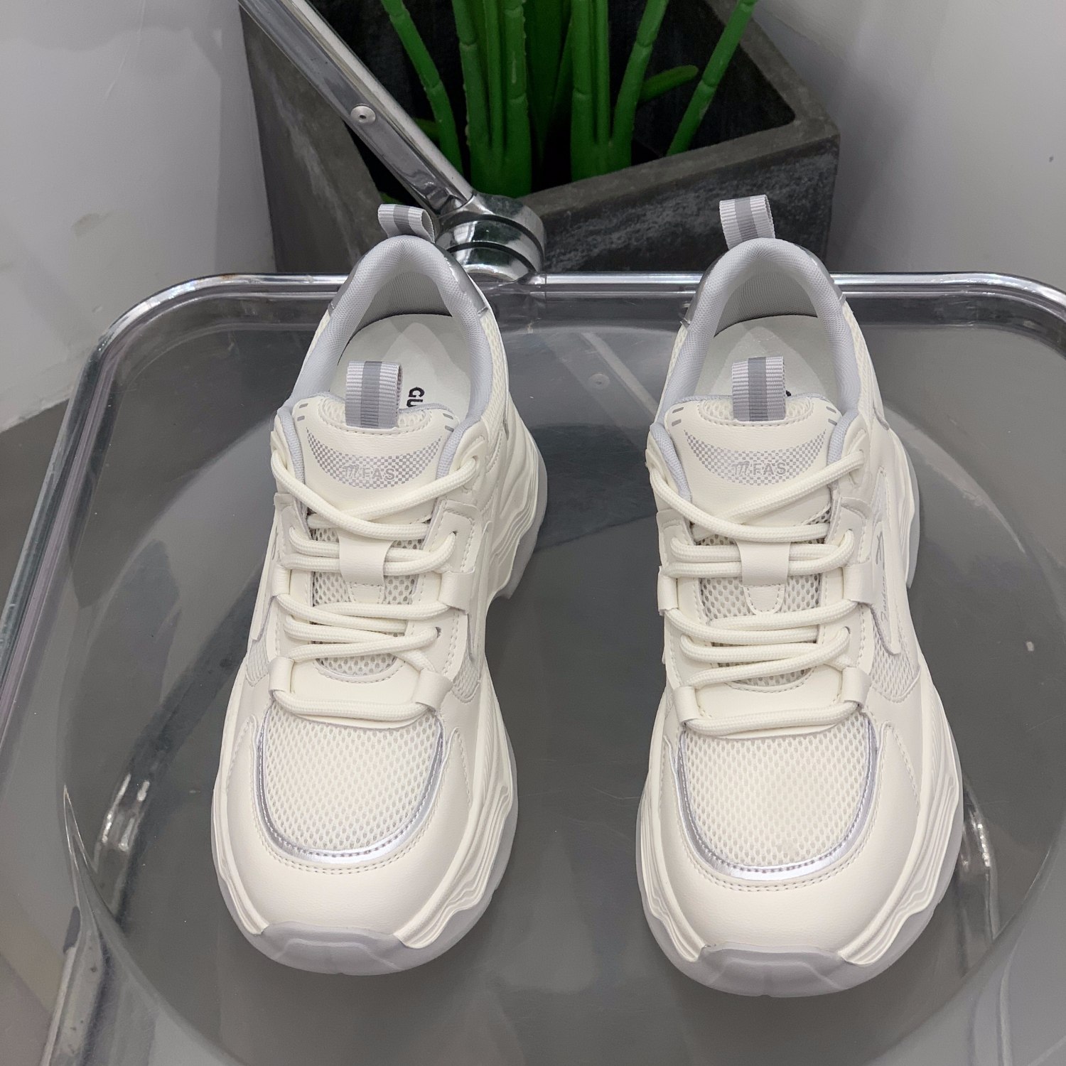 轻便透气网面真皮老爹鞋女2025年春季跑步鞋百搭显瘦运动休闲女鞋,淘宝优惠券,粉丝福利购,淘宝优惠卷