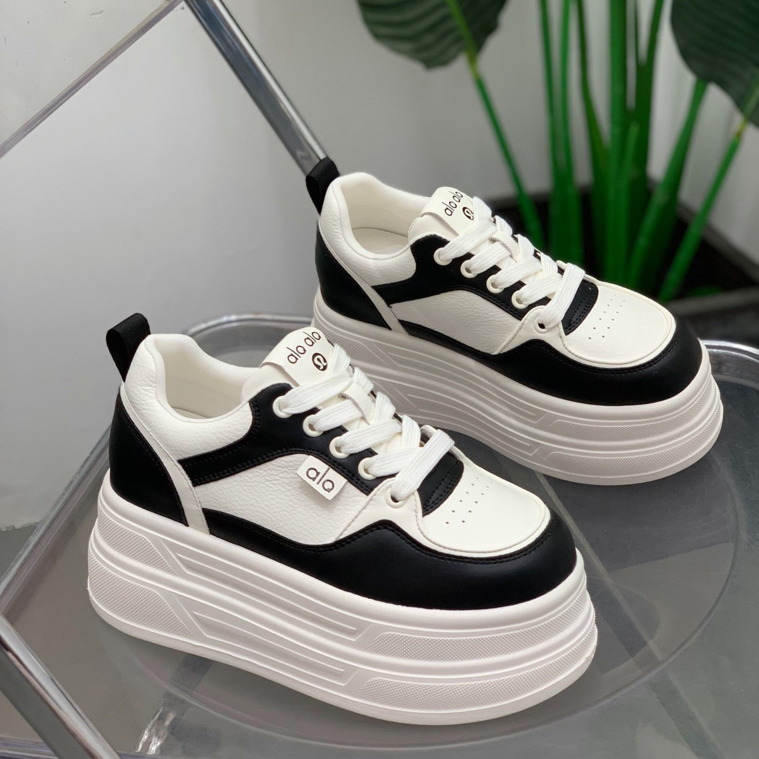 真皮小个子增高小白鞋女2025年秋冬新款板鞋百搭厚底8CM休闲鞋子,淘宝优惠券,粉丝福利购,淘宝优惠卷