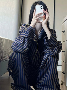 ins ຮູບແບບເດັກຍິງພາສາເກົາຫຼີ striped pajamas ແຂນຍາວສໍາລັບແມ່ຍິງພາກຮຽນ spring ແລະດູໃບໄມ້ລົ່ນ 2024 ໃຫມ່ trousers cardigan ເຮືອນໃສ່ຊຸດ