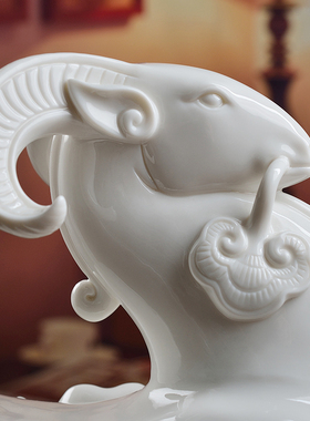 东方风泥土商务三羊开泰德化白瓷