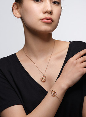 玫瑰金色项链CalvinKlein