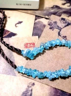 精灵珠宝 原野 天然海蓝磷灰石水晶原石手作简单韵味蜡绳项链