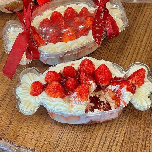 抱抱酱同款圣诞节草莓蛋糕糖果盒包装盒圣诞装饰手提盒子烘焙装扮 - 图3