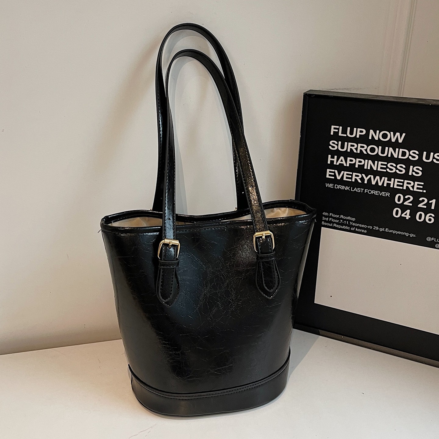 【有拉链贴袋】高级感大容量水桶包女2025新款复古简约通勤单肩包,淘宝优惠券,粉丝福利购,淘宝优惠卷