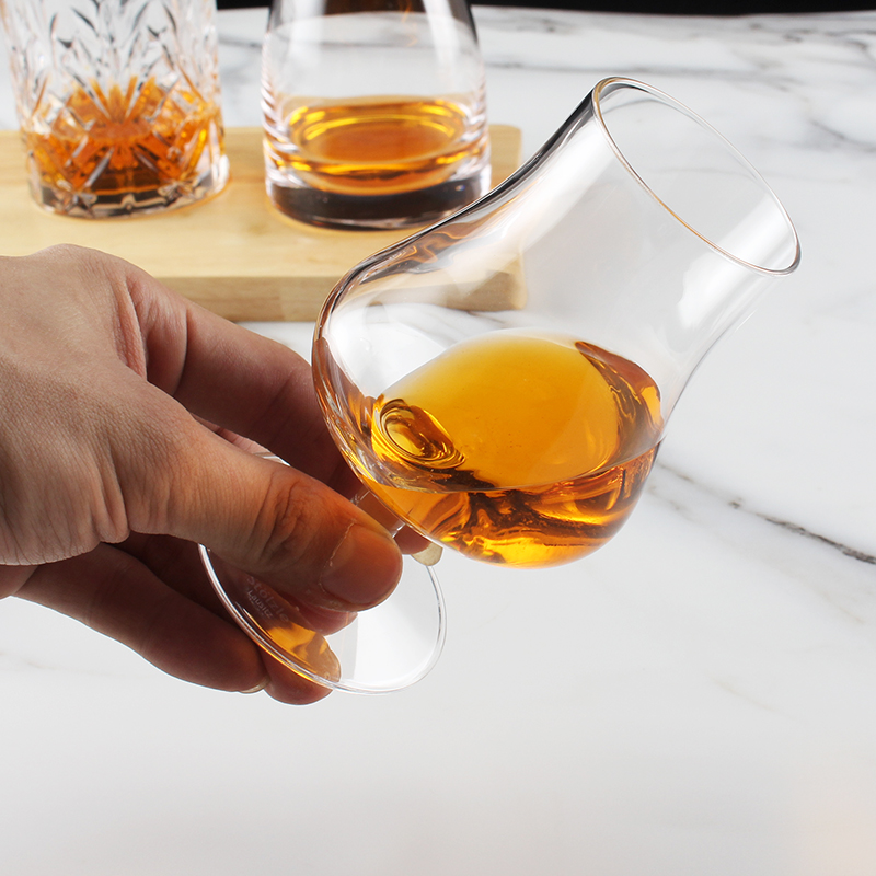 威士忌品鉴杯烈酒杯高脚郁金香洋酒试酒杯 水晶玻璃ISO纯饮闻香杯 - 图0