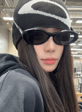 韩版复古猫眼太阳镜宽边高级感墨镜显脸小防紫外线日系辣妹户外潮