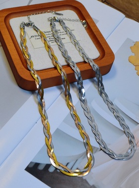 胡杏儿同款麻花钛钢锁骨链女时尚潮流短款项链百搭蛇骨链保色饰品