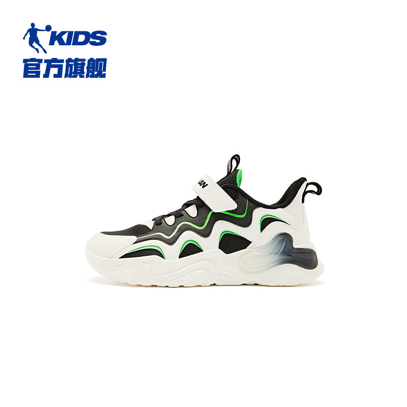  乔丹童装运动鞋
