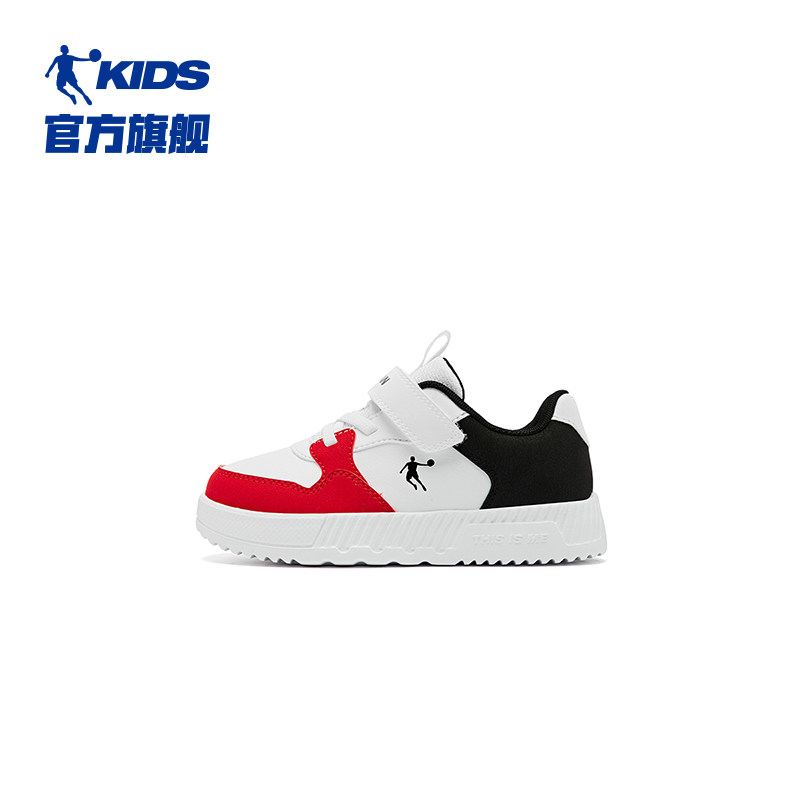  乔丹童装板鞋