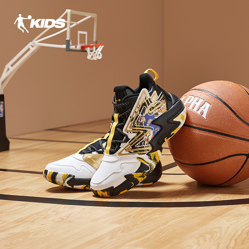  乔丹童装运动鞋