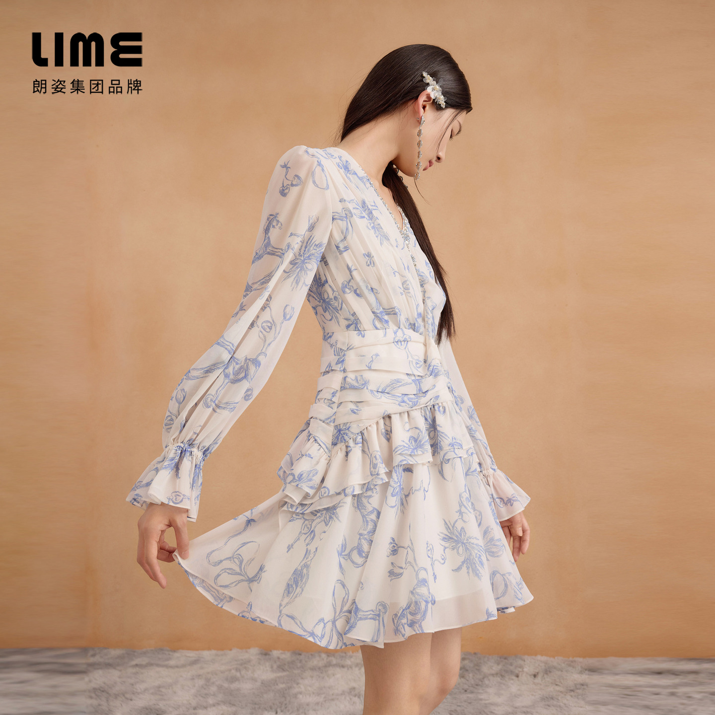 莱茵福莱尔连衣裙米白色优雅气质收腰减龄通勤25年秋季新款 - 图2