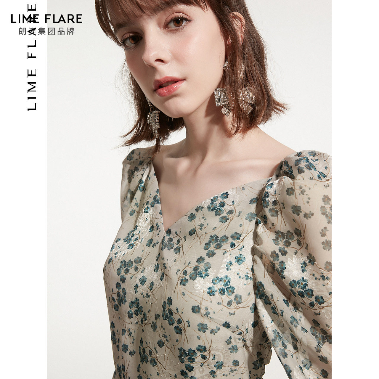 莱茵福莱尔收腰中袖连衣裙垂感提花雪纺裙初秋v领碎花裙,淘宝优惠券,粉丝福利购,淘宝优惠卷