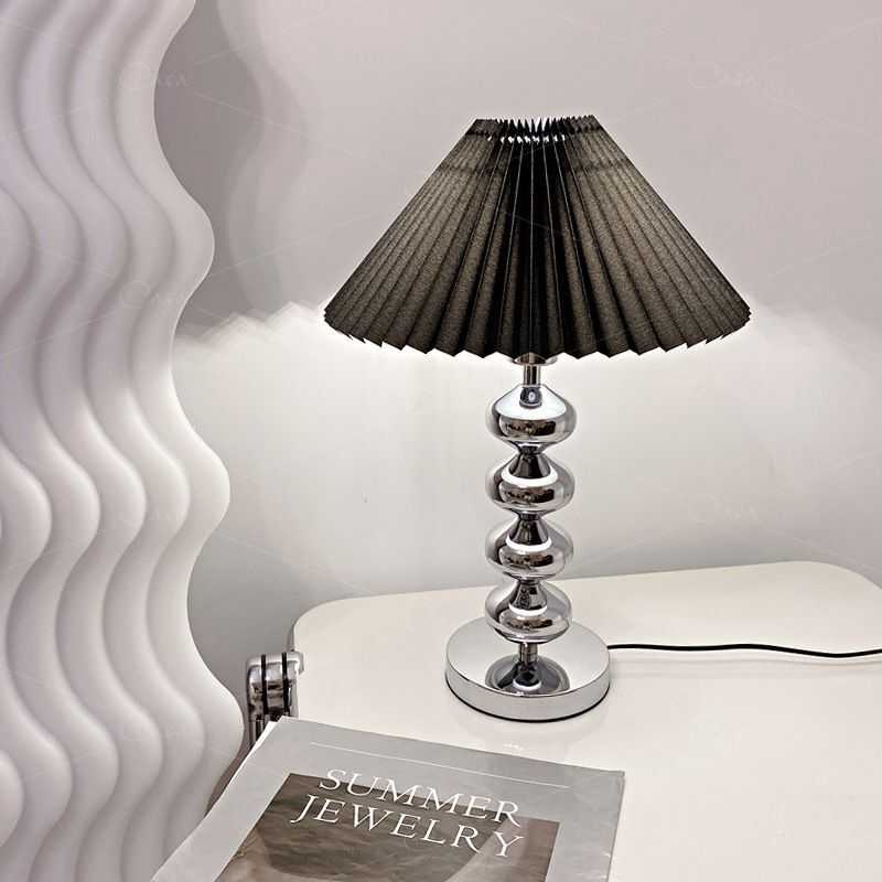 ins北欧百褶氛围卧室床头高级感现代简约送礼装饰小夜灯中古台灯