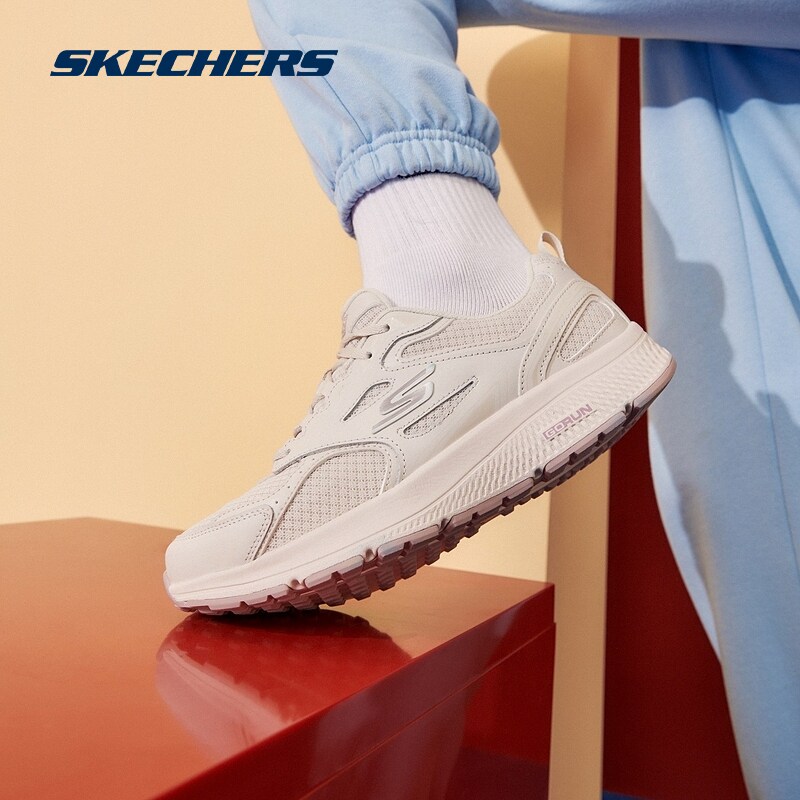 skechers春季男女轻弹减震跑步鞋子 skechers运动跑步鞋